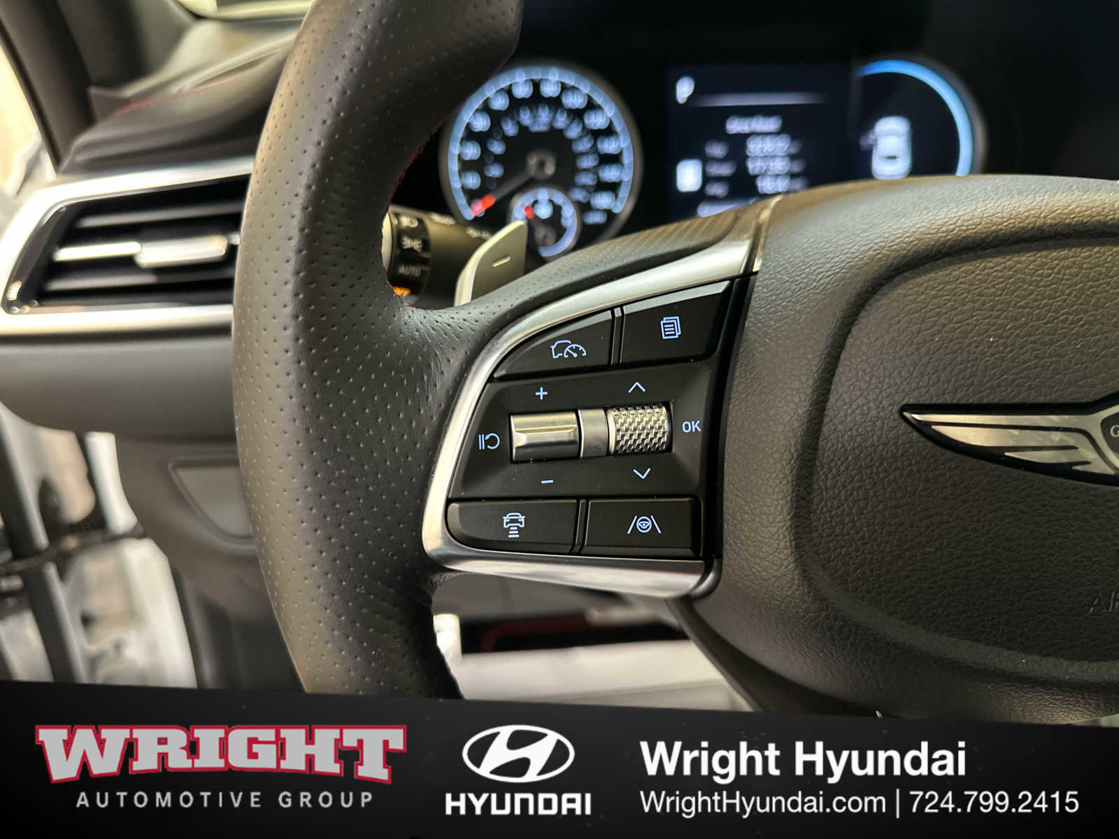 Certified 2025 Genesis G70 2.5T w/ Sport Prestige Package image 22