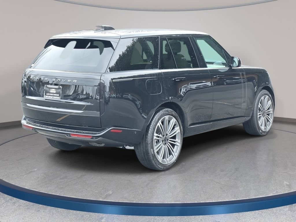 New 2026 Land Rover Range Rover SE image 5