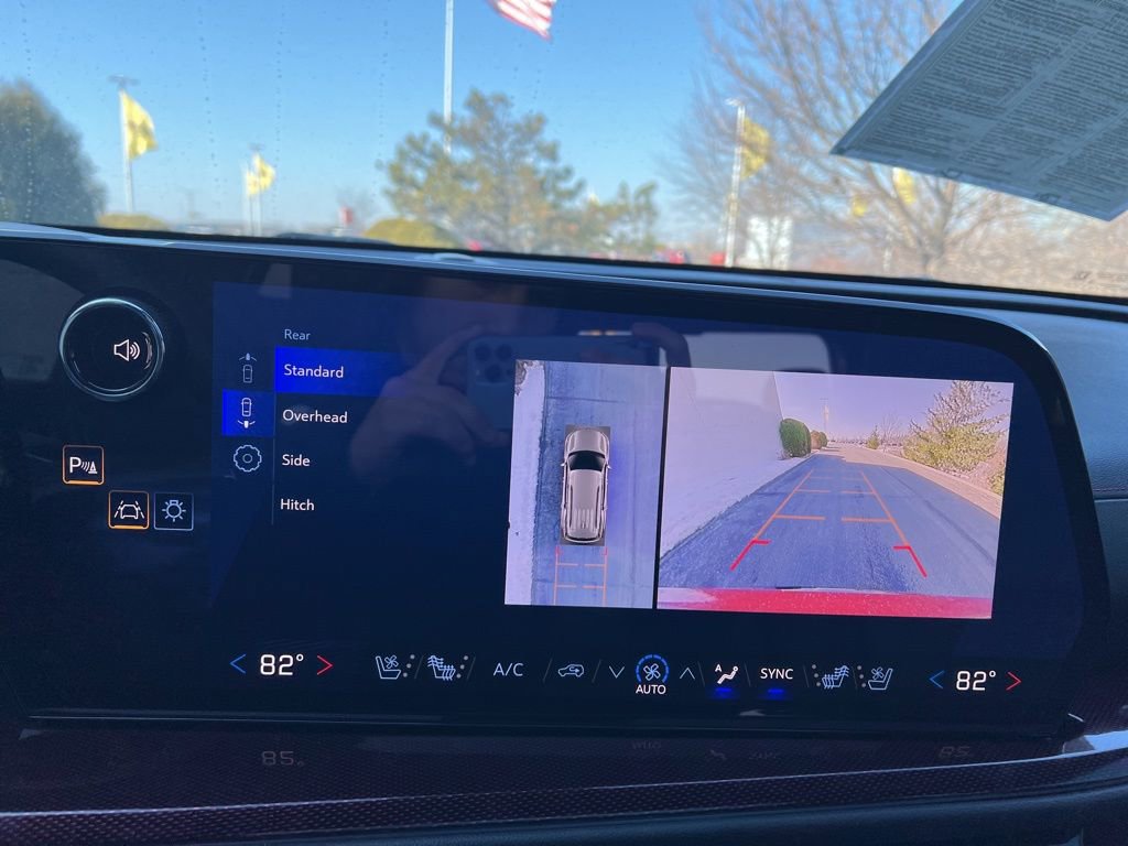 Used 2024 Chevrolet Traverse RS w/ LPO, Floor Liner Package image 20