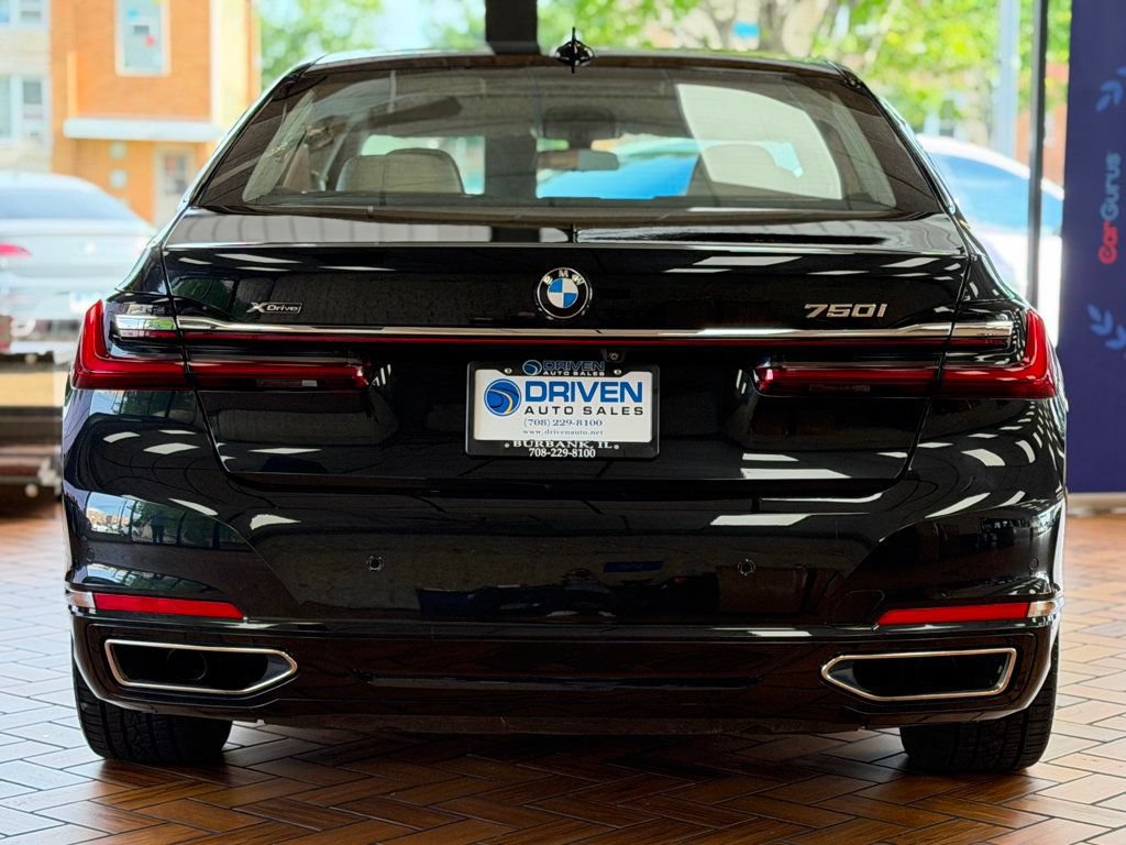 Used 2020 BMW 750i xDrive w/ Executive Package AWD/4WD image 7