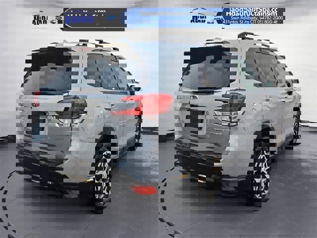 Used 2023 Subaru Forester Premium image 5