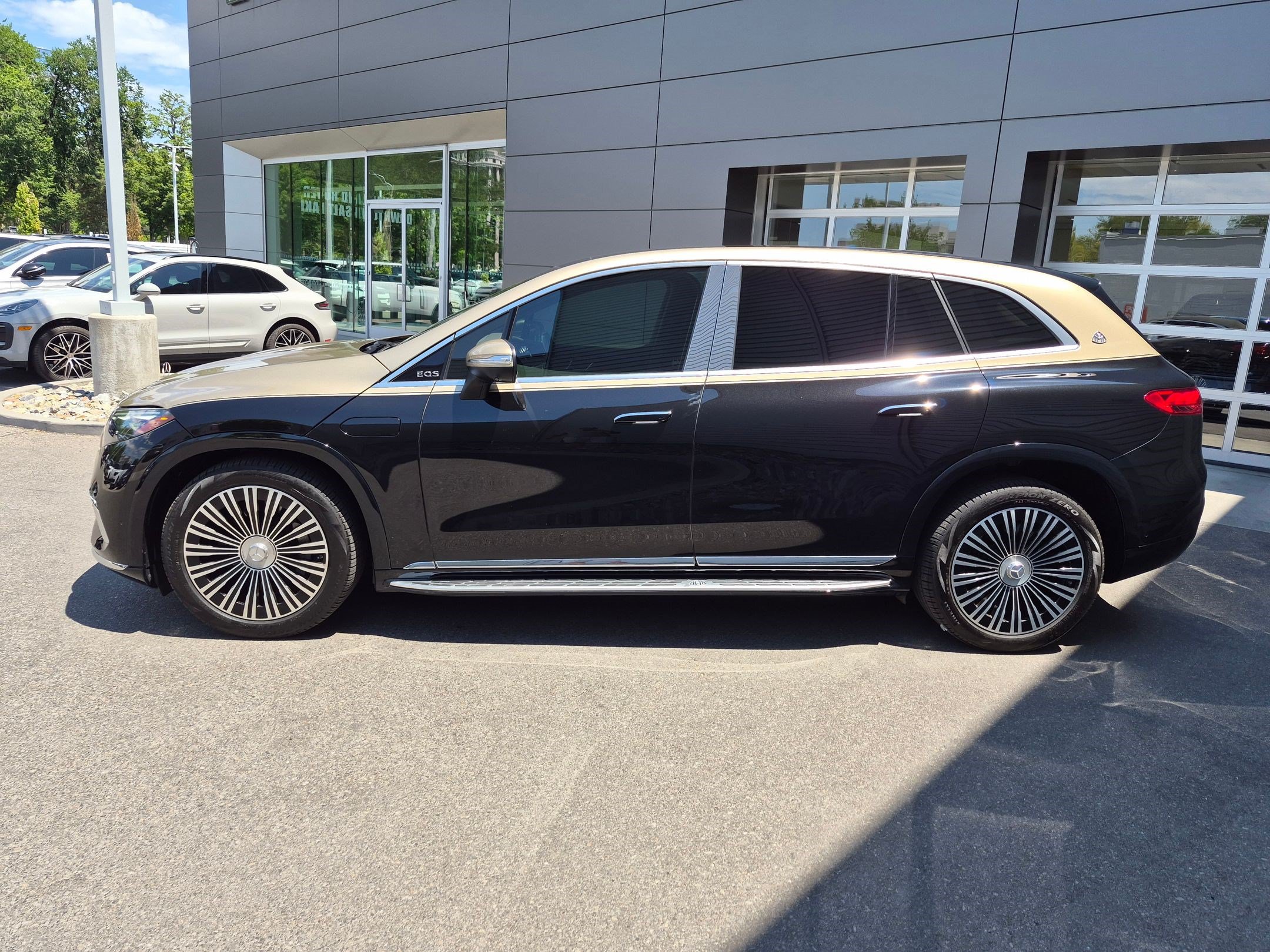 Certified 2024 Mercedes-Benz Maybach EQS 680 4MATIC image 7