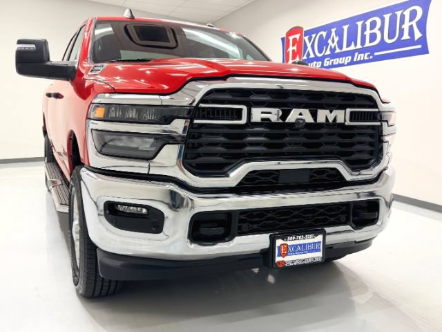 Used 2026 RAM 2500 Big Horn AWD/4WD image 2