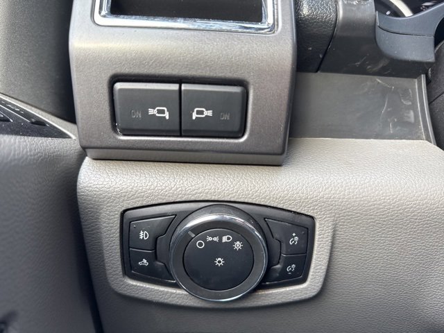 Used 2017 Ford F250 XLT w/ XLT Premium Package image 27