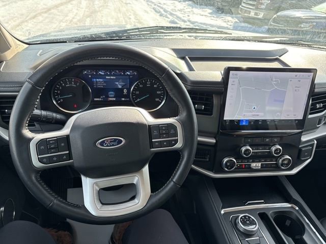 Used 2024 Ford Expedition XLT image 9