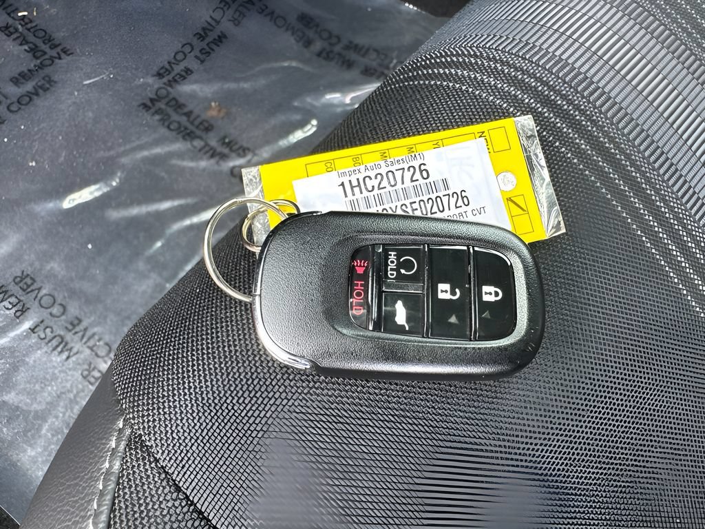 Used 2025 Honda Civic Sport image 25