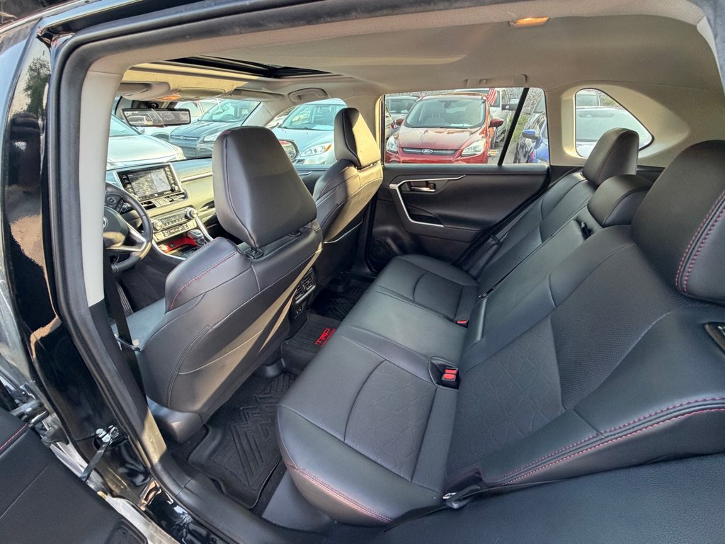 Used 2020 Toyota RAV4 TRD Off-Road AWD/4WD image 11
