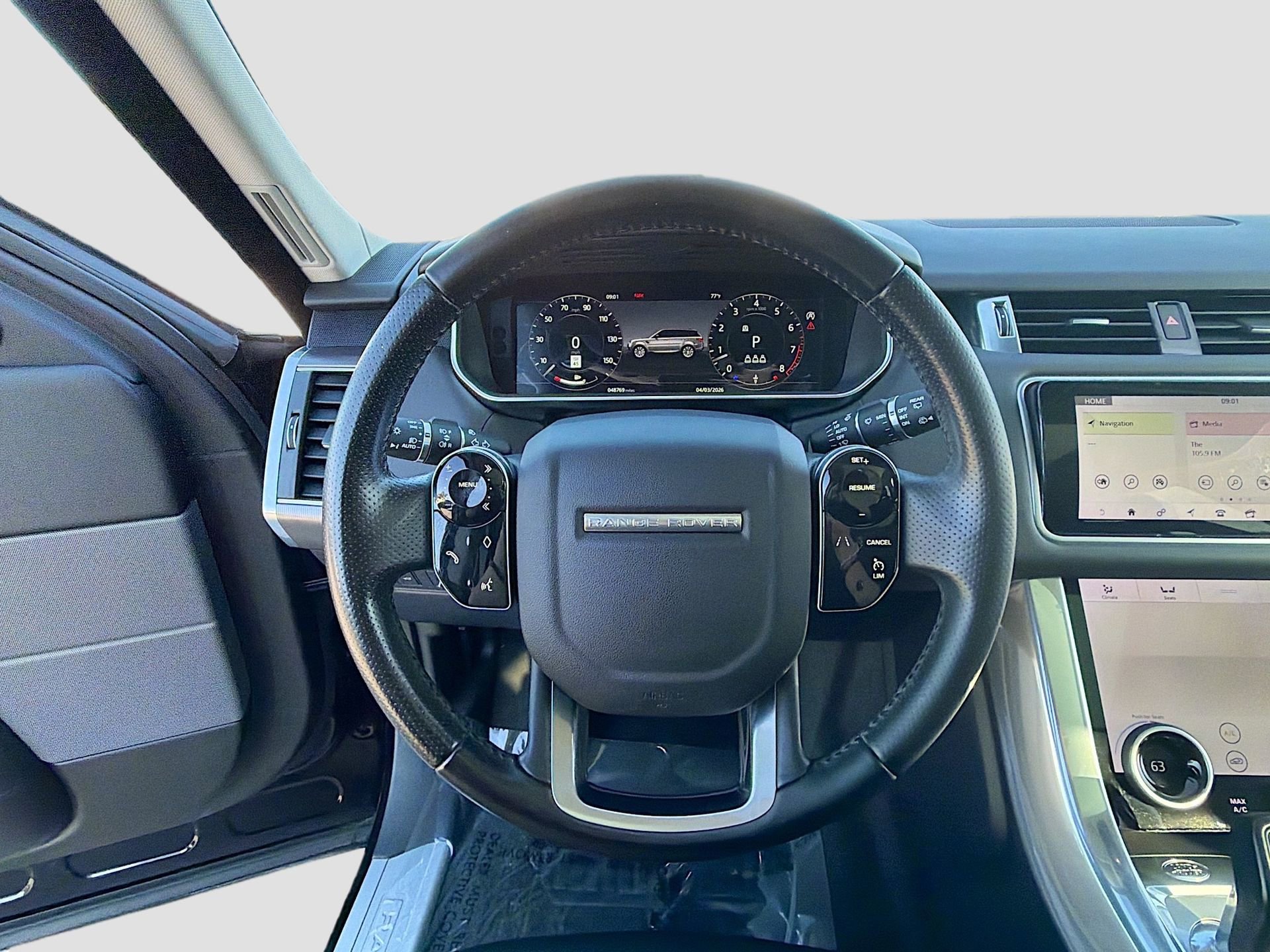 Used 2020 Land Rover Range Rover Sport HSE image 39