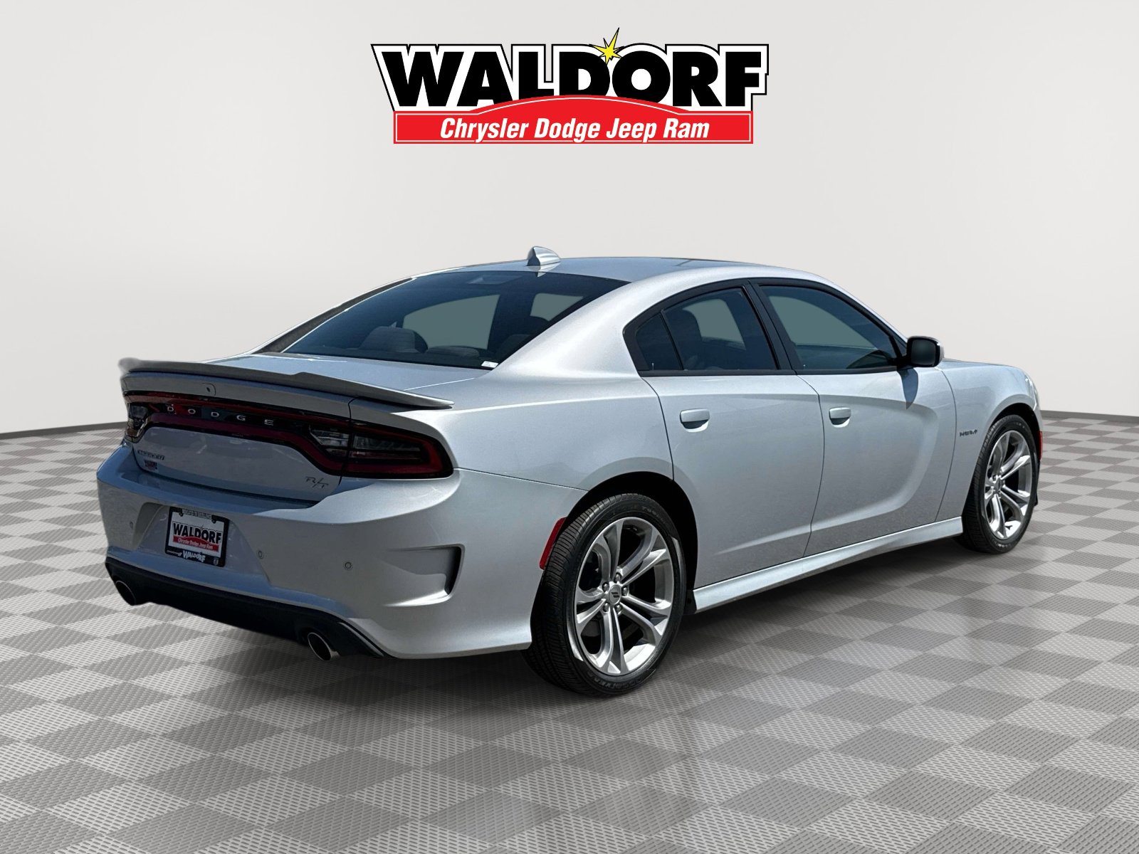 Used 2020 Dodge Charger R/T RWD image 6