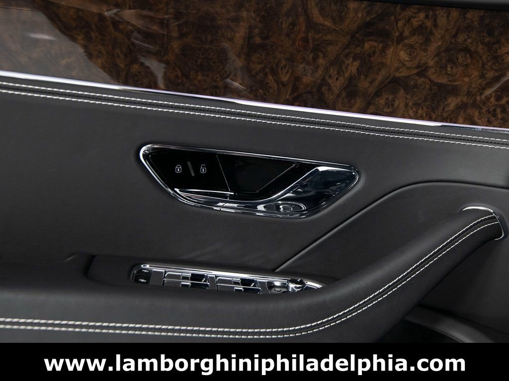 Used 2024 Bentley Flying Spur V8 image 14