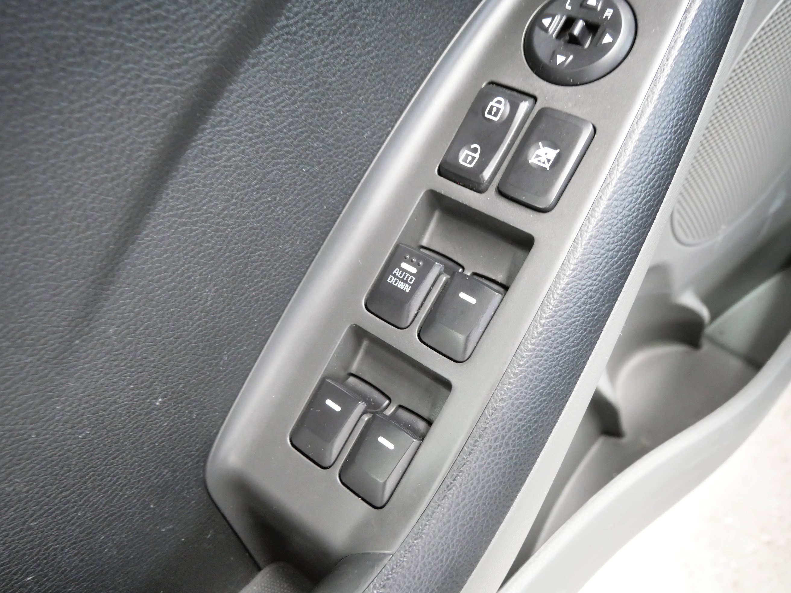 Used 2017 Kia Forte LX w/ LX Popular Package image 19