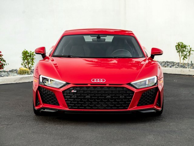 Used 2023 Audi R8 V10 performance image 3