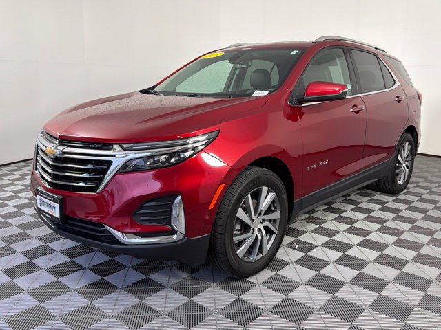 Used 2023 Chevrolet Equinox Premier AWD/4WD image 2