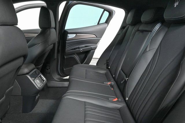 New 2025 Maserati Grecale Folgore image 16