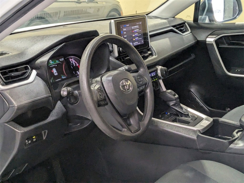 Used 2023 Toyota RAV4 LE image 14