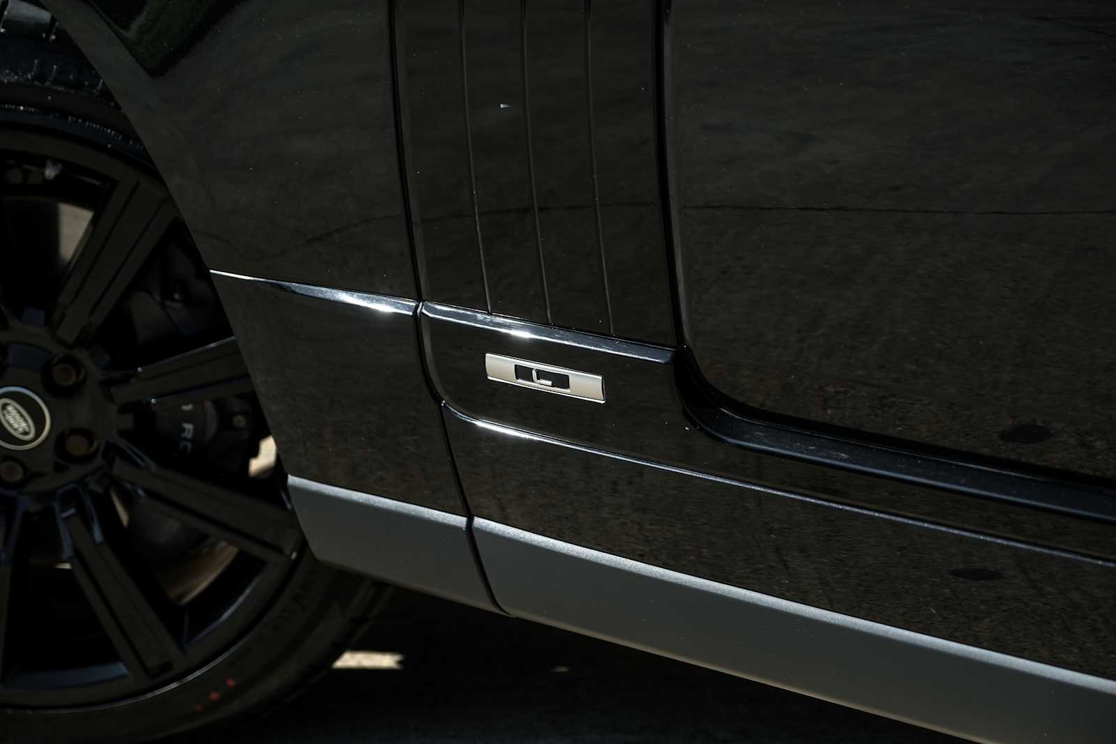 Used 2019 Land Rover Range Rover Long Wheelbase Supercharged image 53