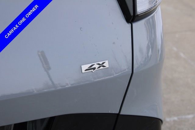 Used 2025 Kia Sportage SX image 8