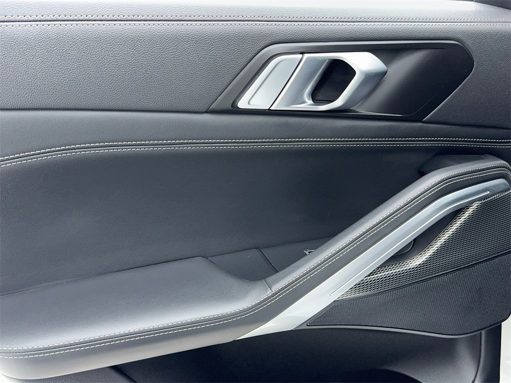 Used 2023 BMW X6 xDrive40i image 45