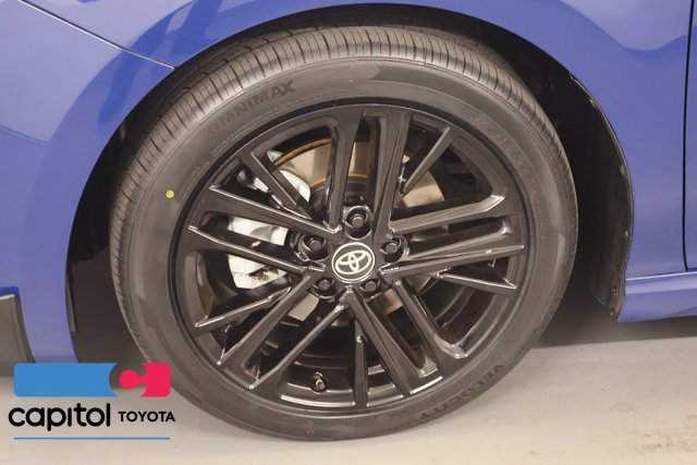 Used 2025 Toyota Camry SE w/ Convenience Package AWD/4WD image 7