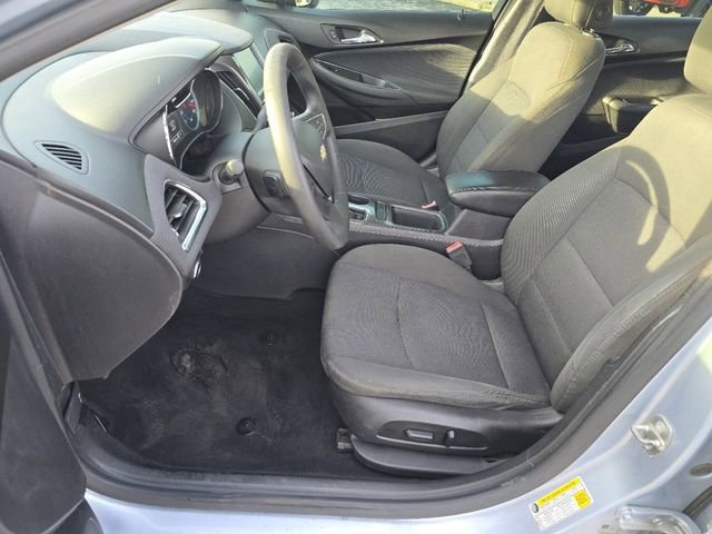 Used 2017 Chevrolet Cruze LT w/ Convenience Package image 21