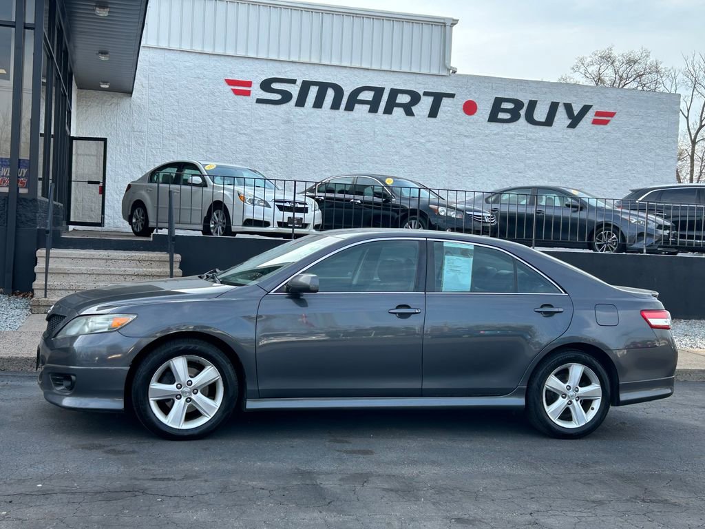 Used 2011 Toyota Camry SE w/ Sport Leather Pkg FWD image 9