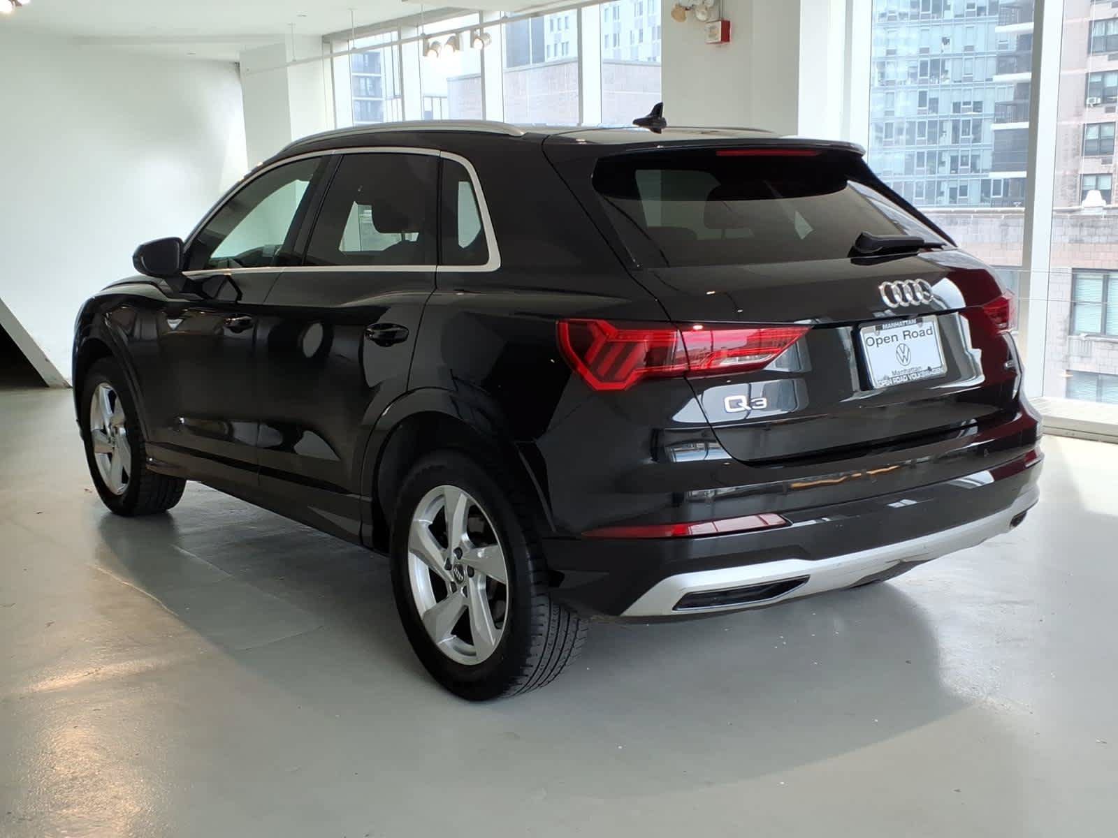 Used 2020 Audi Q3 2.0T Premium w/ Convenience Package AWD/4WD image 6