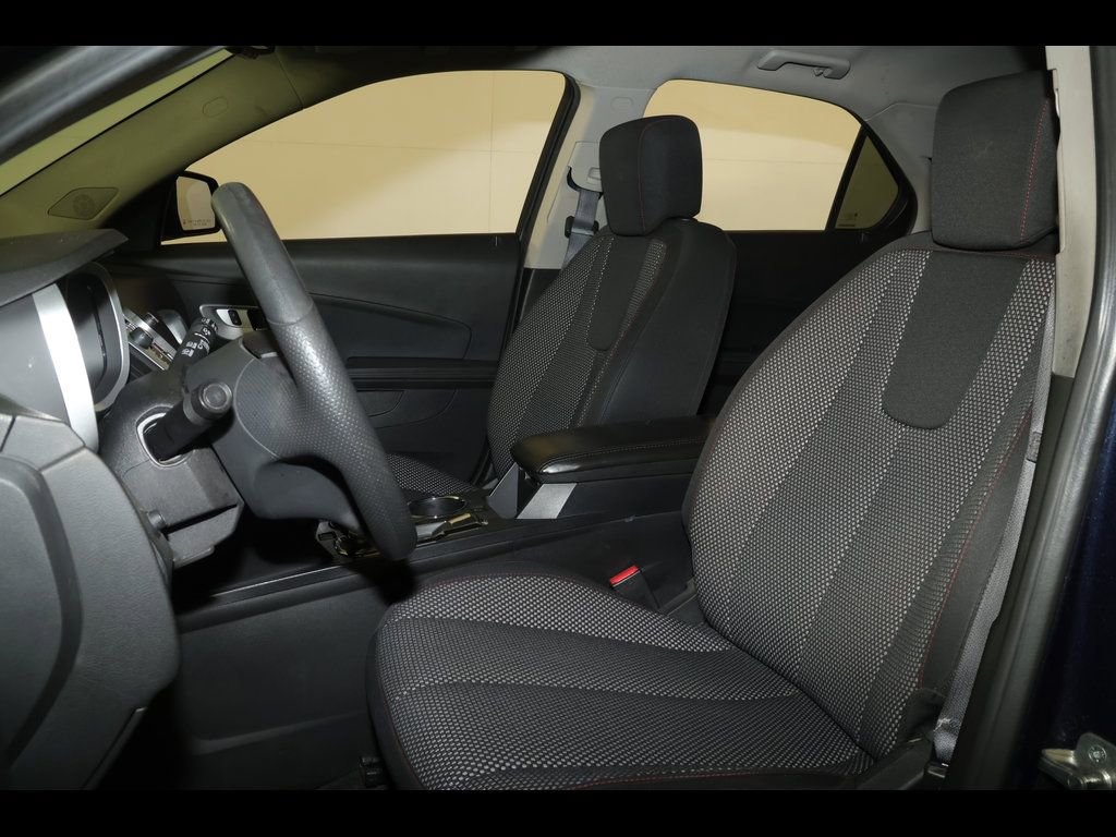 Used 2017 Chevrolet Equinox LT AWD/4WD image 9