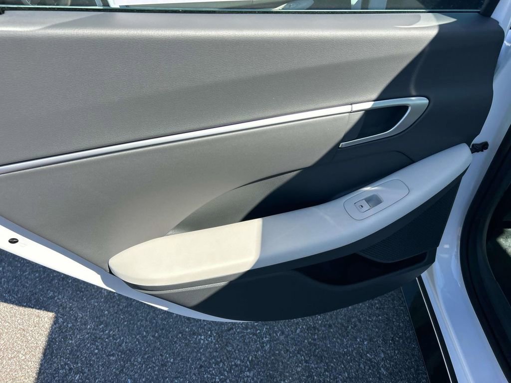New 2026 Hyundai Sonata SEL image 19
