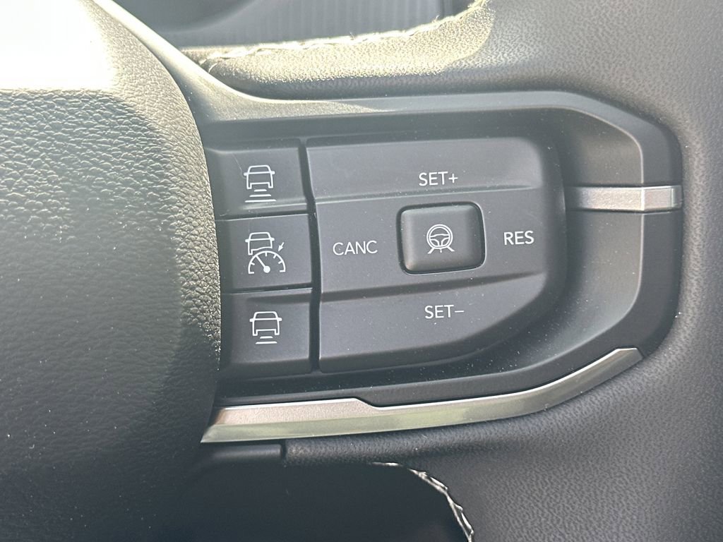 New 2026 Jeep Cherokee Limited AWD/4WD image 25