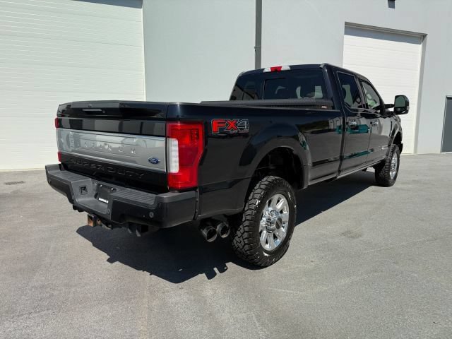 Used 2019 Ford F350 Platinum w/ Platinum Ultimate Package AWD/4WD image 7