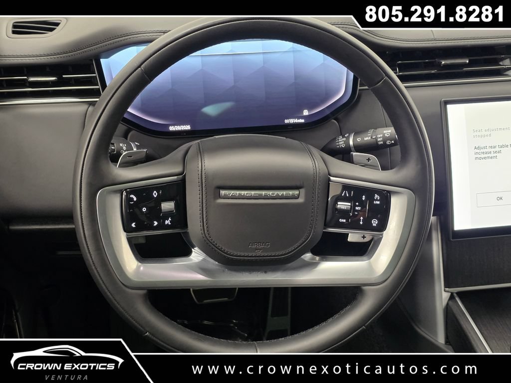 Used 2024 Land Rover Range Rover SV AWD/4WD image 17