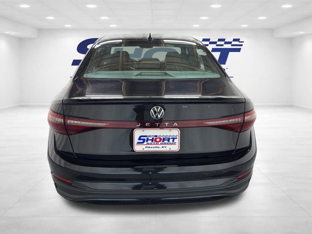 Used 2025 Volkswagen Jetta Sport image 5