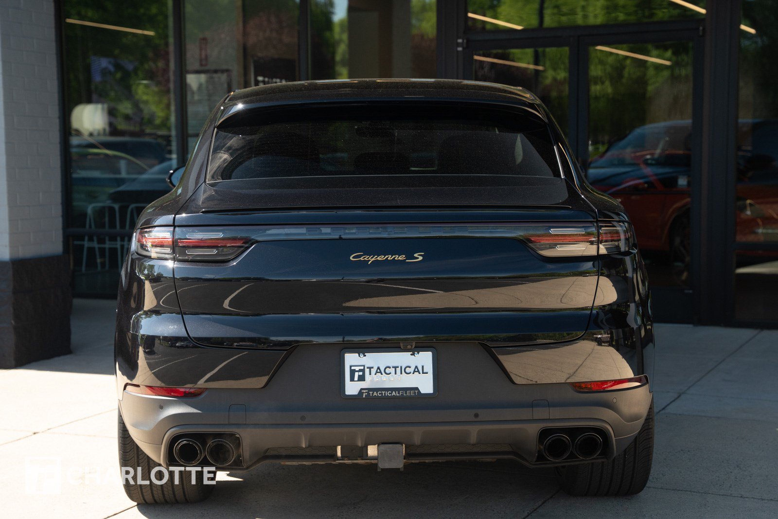 Used 2022 Porsche Cayenne S AWD/4WD image 12