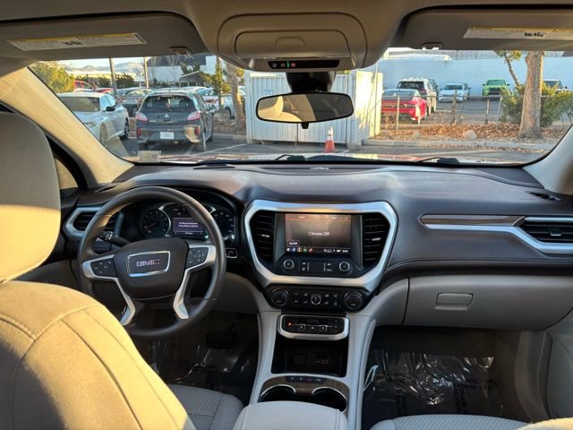 Used 2023 GMC Acadia SLE w/ Driver Convenience Package image 30