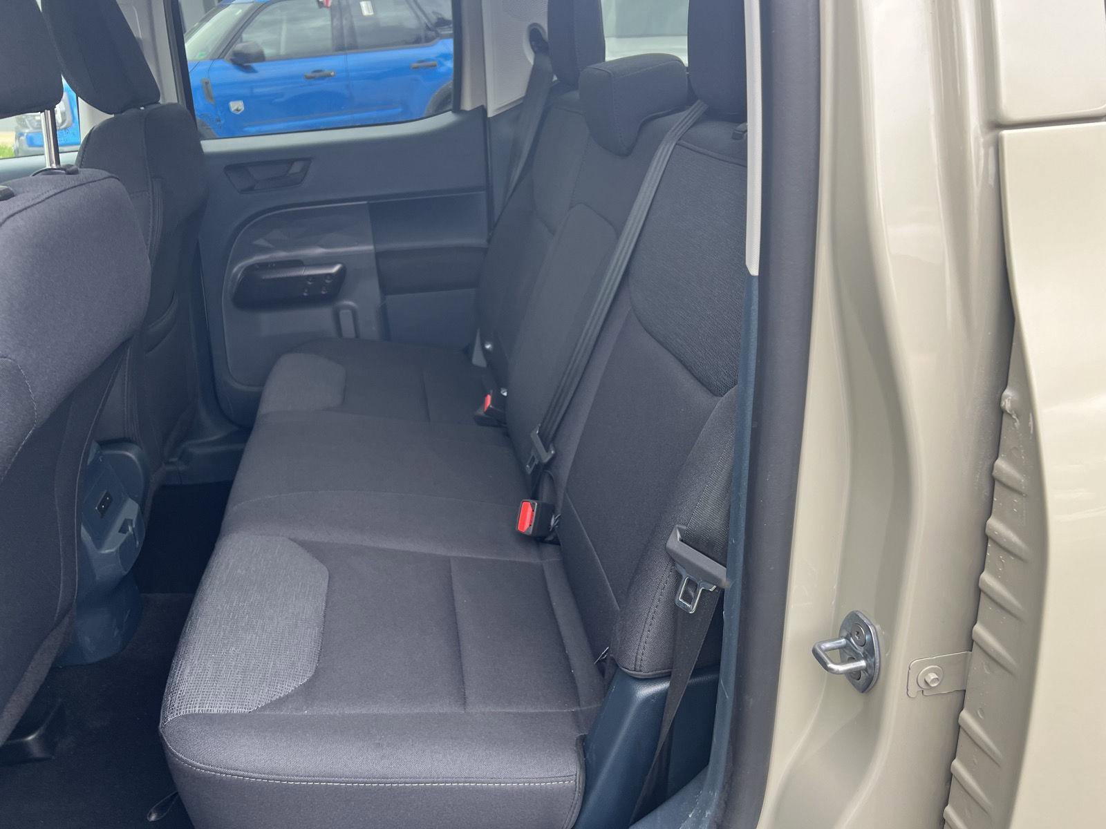 Certified 2025 Ford Maverick XL w/ Equipment Group 101A image 9