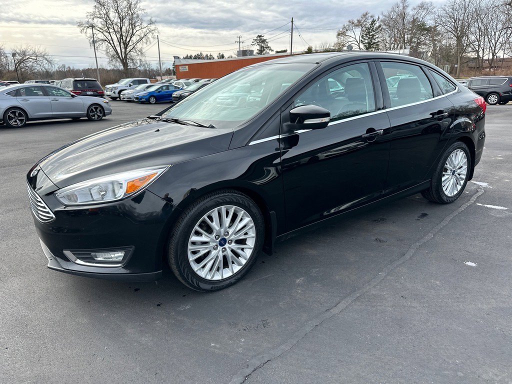 Used 2018 Ford Focus Titanium FWD image 1