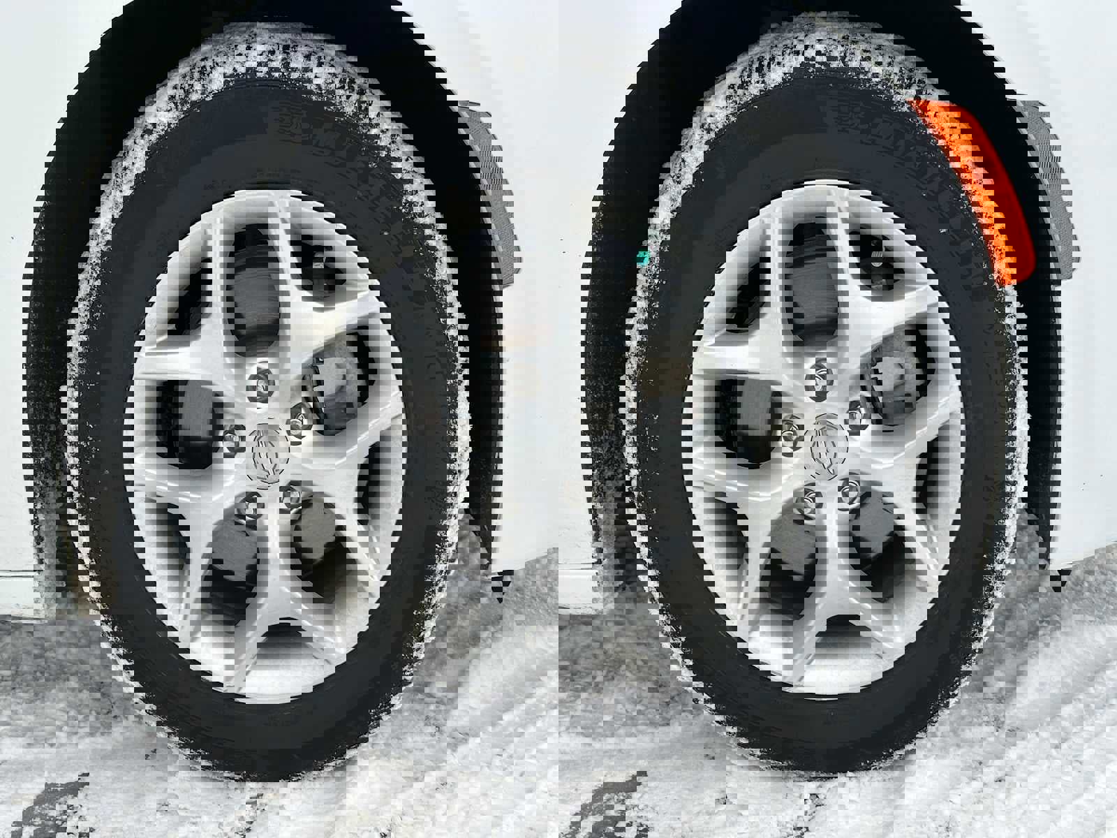 Used 2020 Chrysler Pacifica Limited image 9