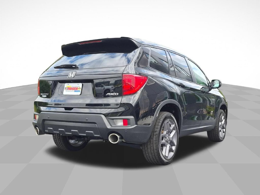 Used 2023 Honda Passport EX-L image 3