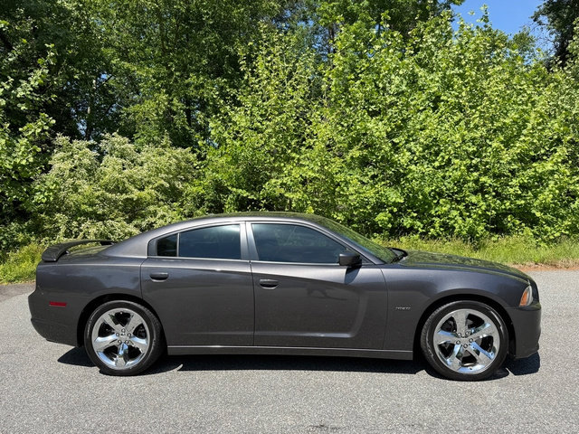 Used 2013 Dodge Charger R/T RWD image 5