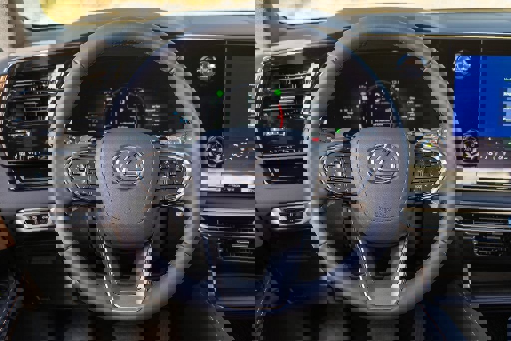 New 2026 Lexus RX 350 FWD w/ Accessory Package (Z1) image 17