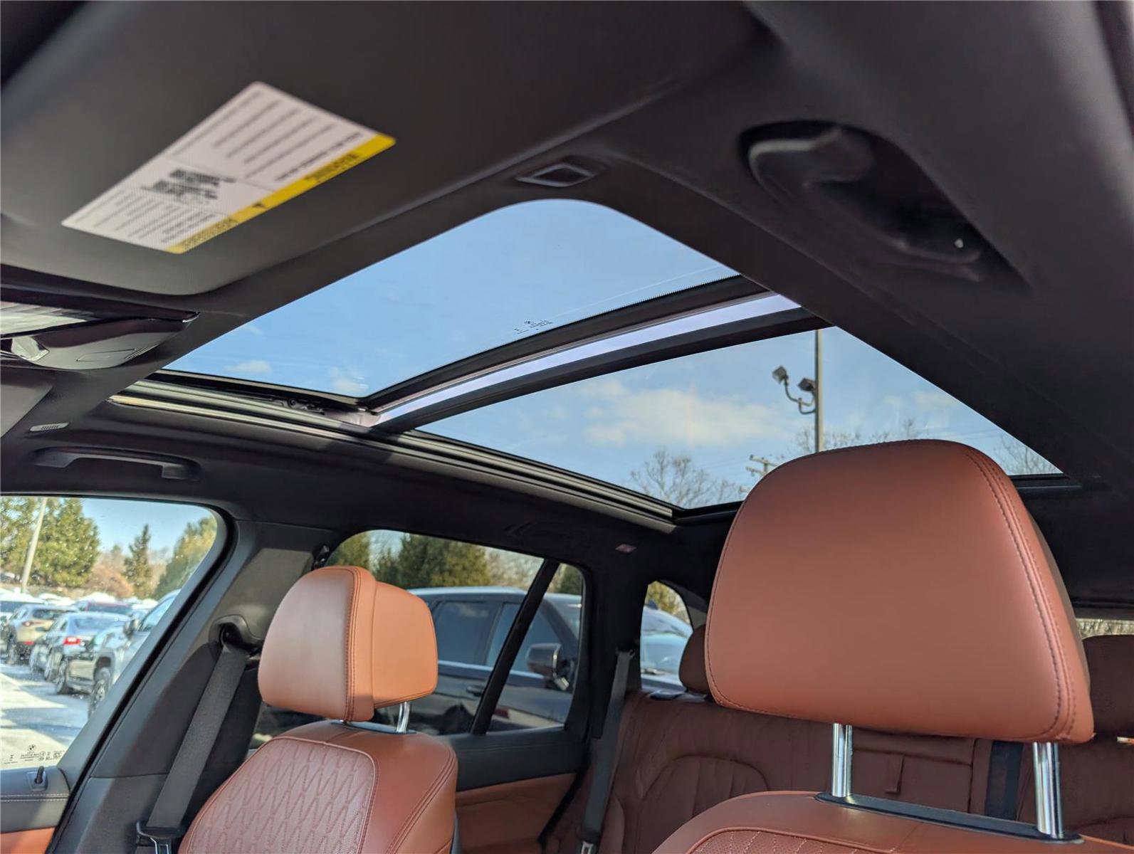 Used 2025 BMW X5 xDrive50e image 33