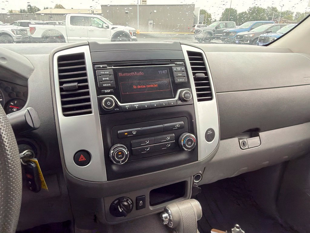 Used 2016 Nissan Frontier SV AWD/4WD image 17