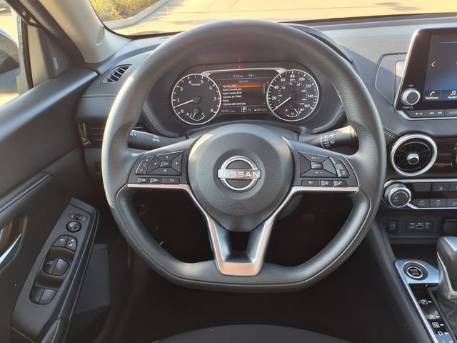 Used 2025 Nissan Sentra SV FWD image 26