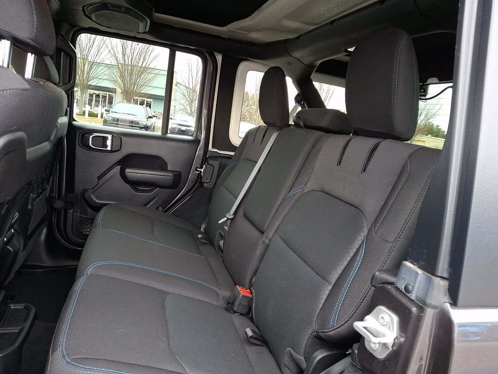 Used 2022 Jeep Wrangler Unlimited Rubicon 4xe w/ Cold Weather Group image 20