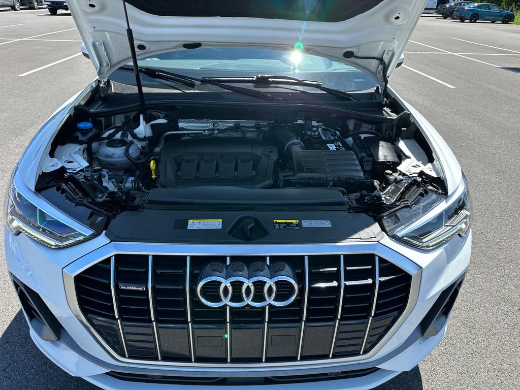 Used 2022 Audi Q3 2.0T Premium Plus AWD/4WD image 11