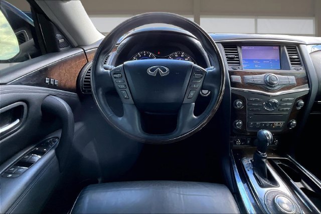 Used 2014 INFINITI QX80 4WD w/ Deluxe Touring Package image 5