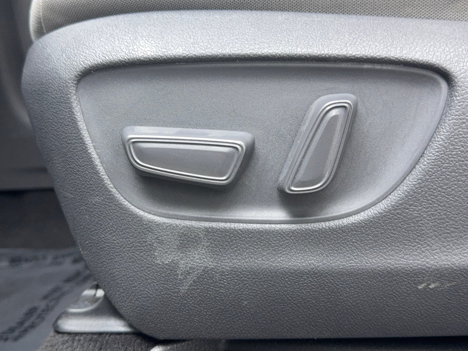 Used 2021 Toyota Sienna LE FWD image 19