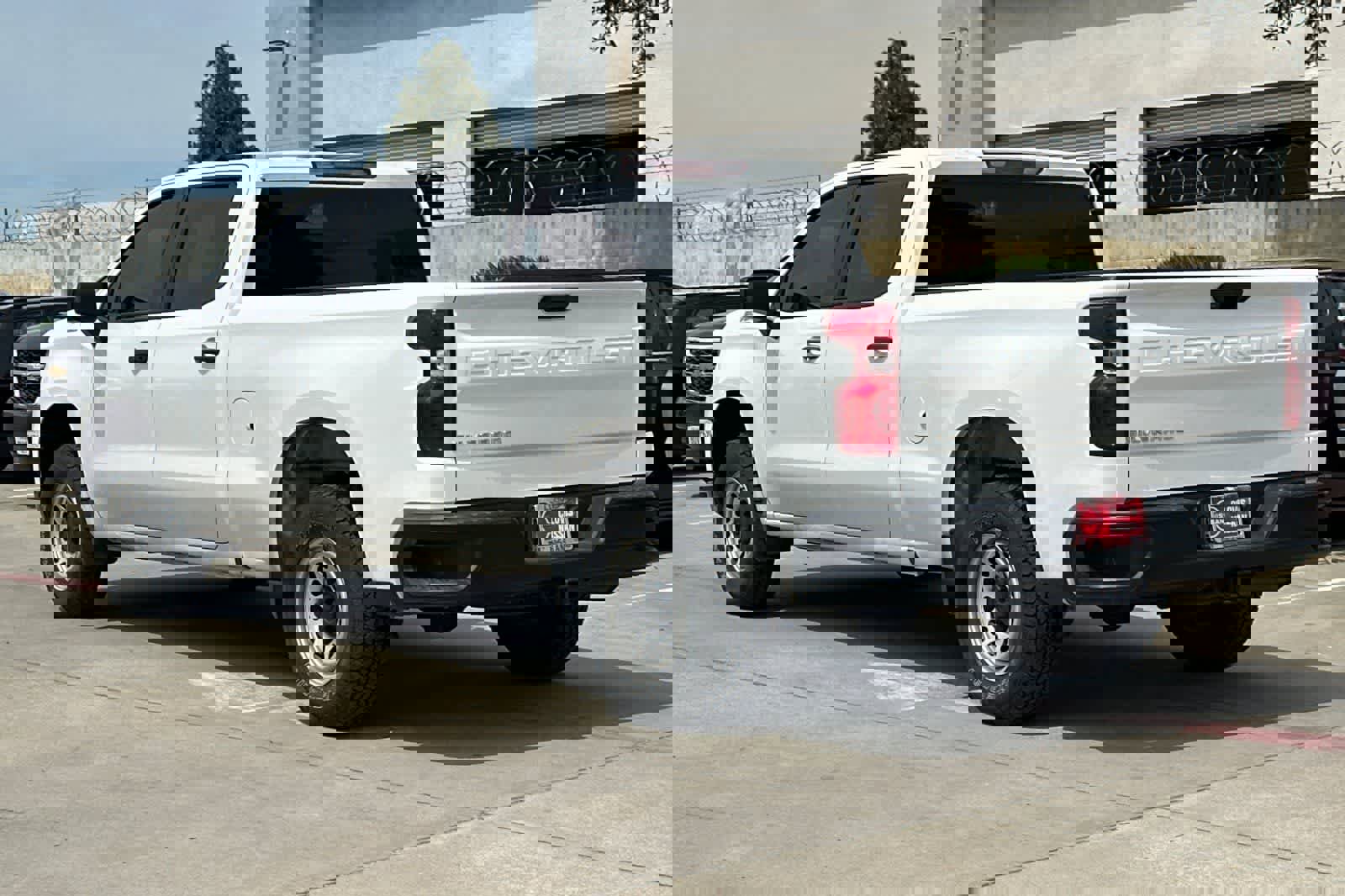 Used 2022 Chevrolet Silverado 1500 W/T w/ Trailering Package image 7