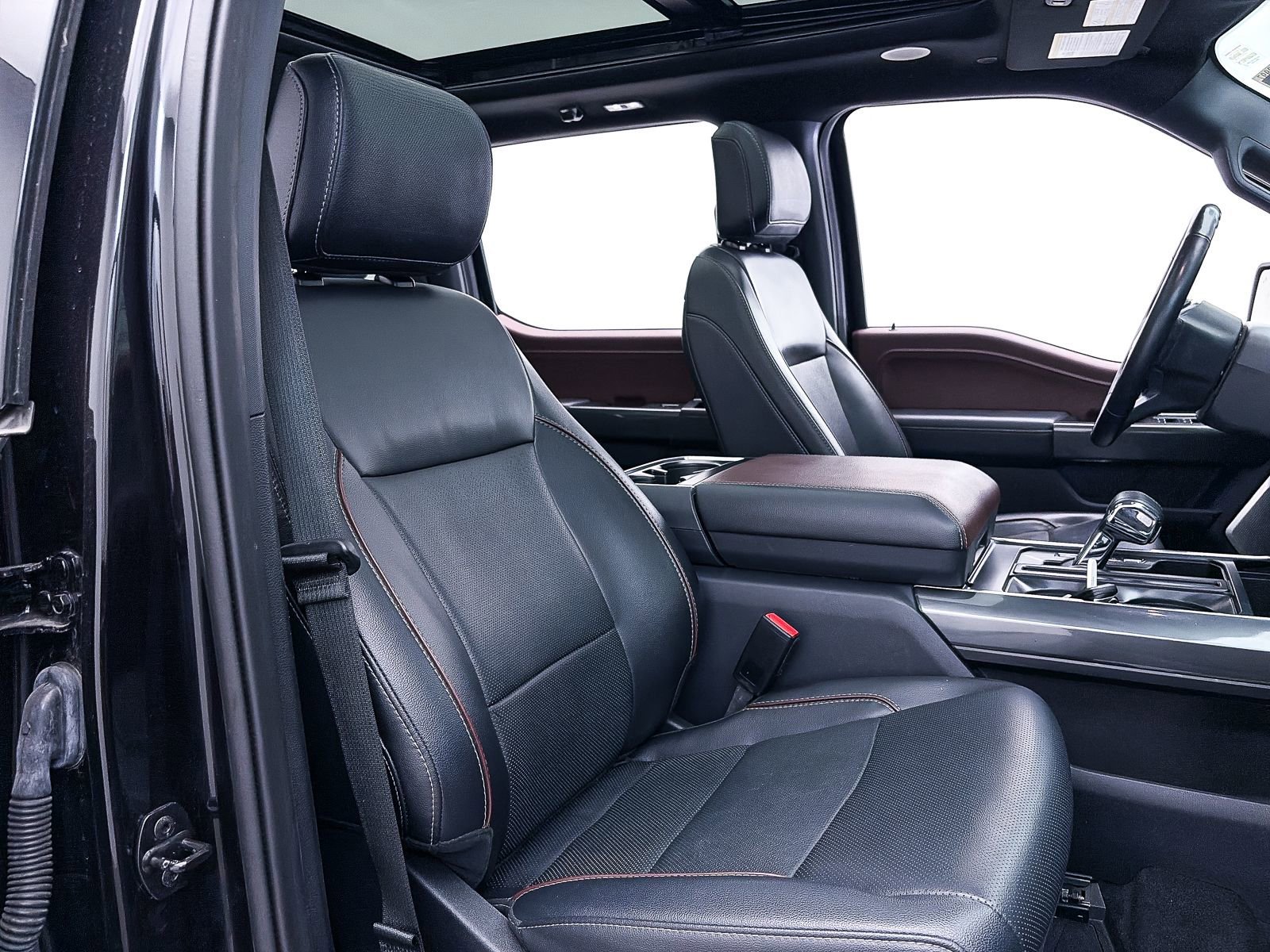 Used 2023 Ford F150 Lariat w/ Equipment Group 502A High AWD/4WD image 40