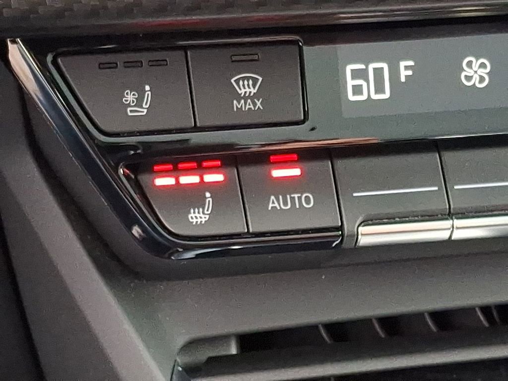 Used 2023 Audi e-tron GT Premium Plus w/ Performance Package image 26